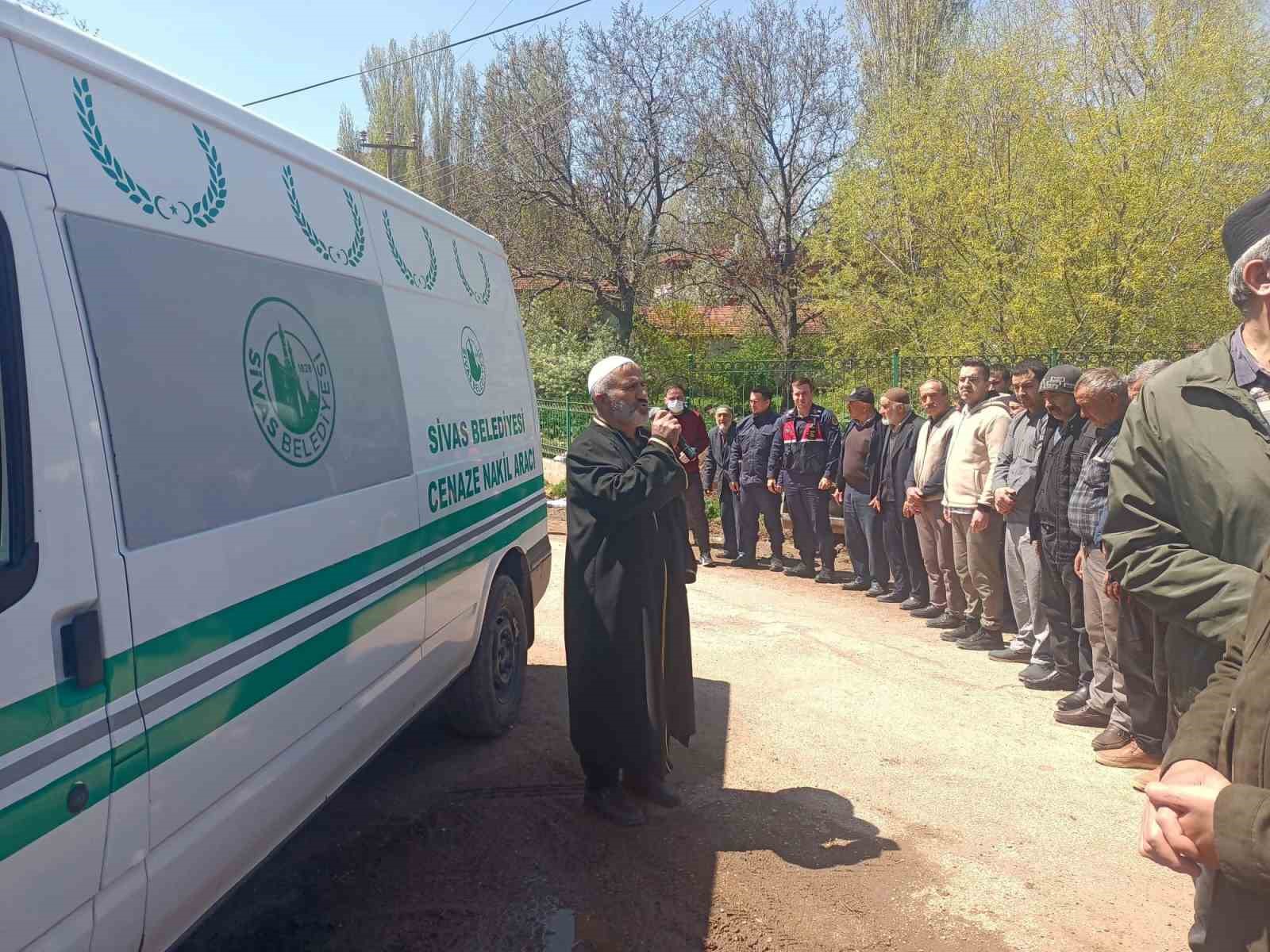 tokatta kkka tedbiri cenaze namazi arac basinda kilindi 1 6g4AaKCz