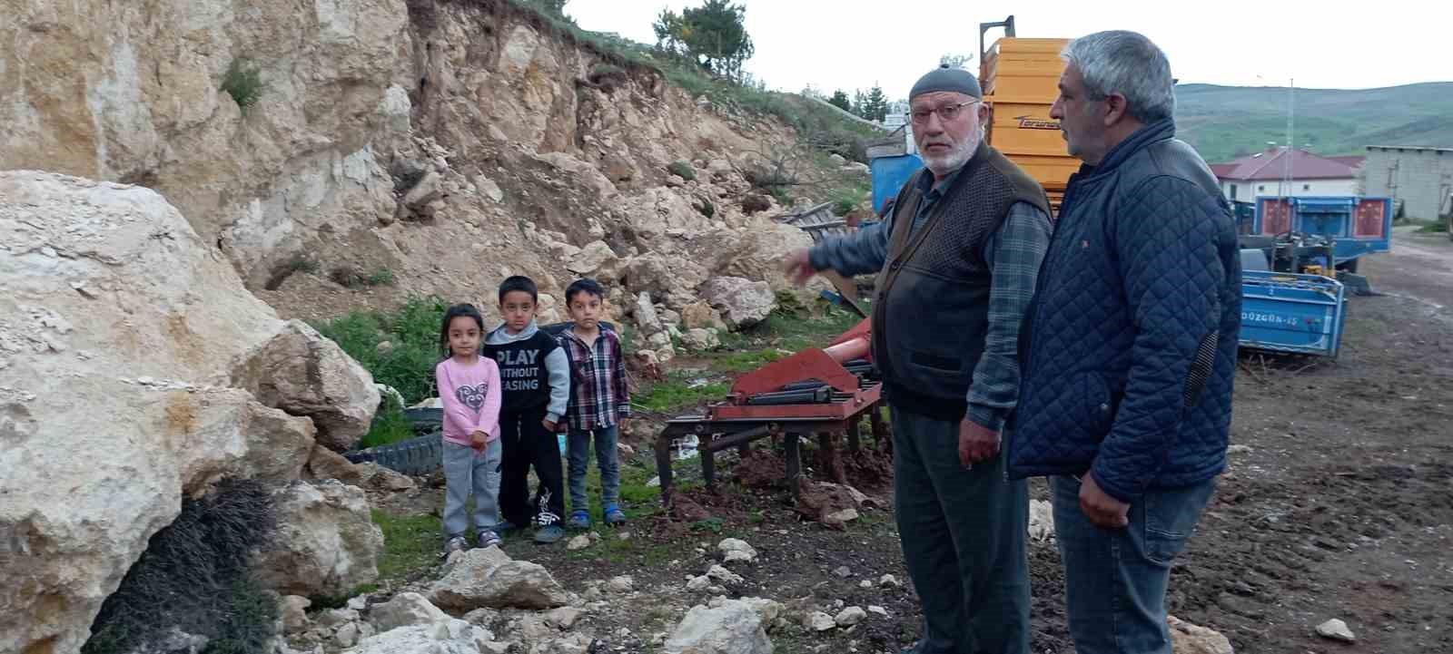 tokatta koy girisindeki heyelan korkuttu 1 JNRP6fhs