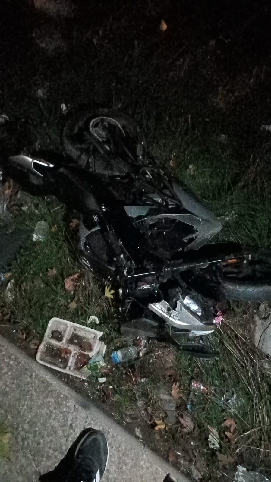 Tokat’ta motosiklet otomobile çarptı: 2 yaralı 8 tokatta motosiklet otomobile carpti 2 yarali 4