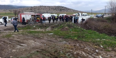 tokatta-ogrenci-servisi-otomobille-carpisti-6-ogrenci-yaralandi-FXRb93ig.jpg