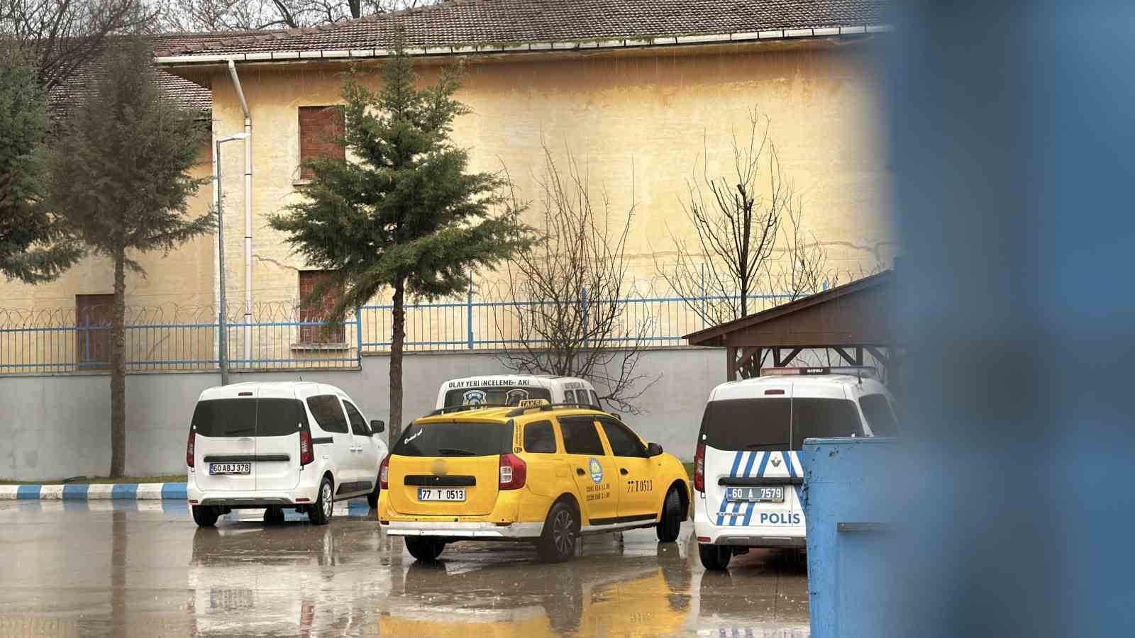 tokatta takside kacak gocmen yakalandi 0 ZeRcdrR3