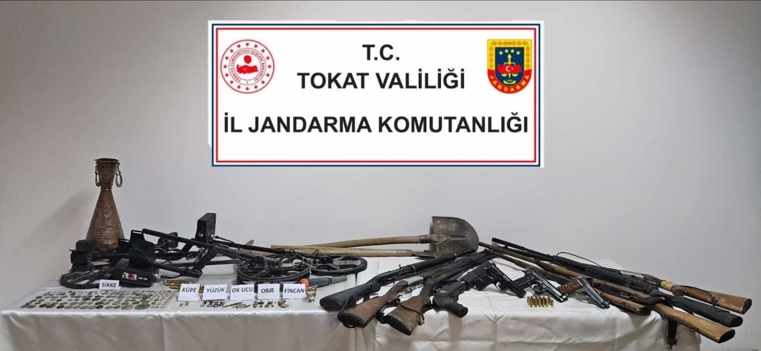 Tokat’ta tarihi eser kaçakçısı suçüstü yakalandı 4 tokatta tarihi eser kacakcisi sucustu yakalandi 0 IiWaW4A4