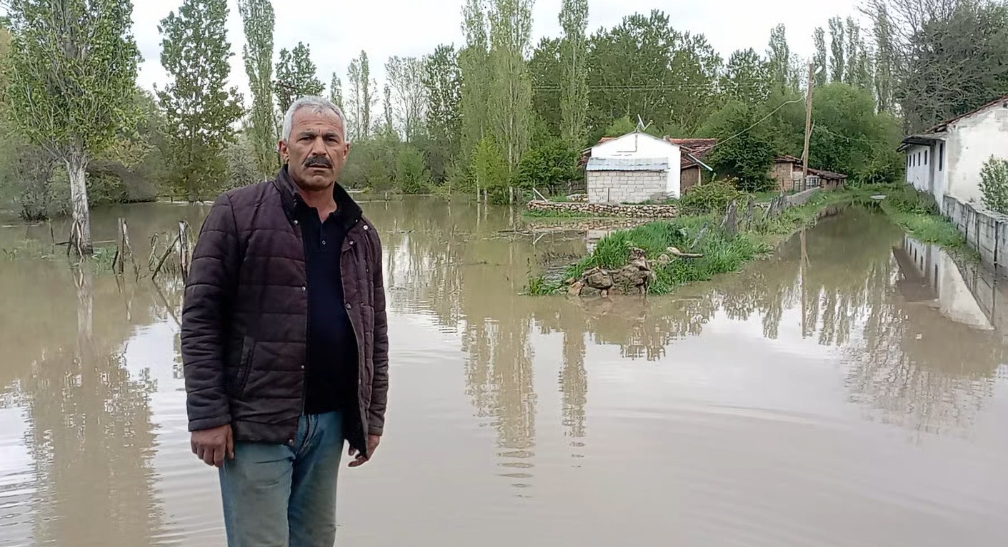 tokatta taskin sonrasi ciftciler tarlalarina giremedi 4 IiAbjEdE