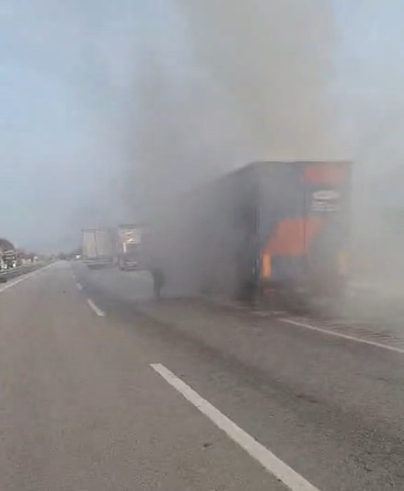 tokatta-tir-surucusunun-hizli-mudahalesi-muhtemel-faciayi-onledi-5bJWsykf.jpg