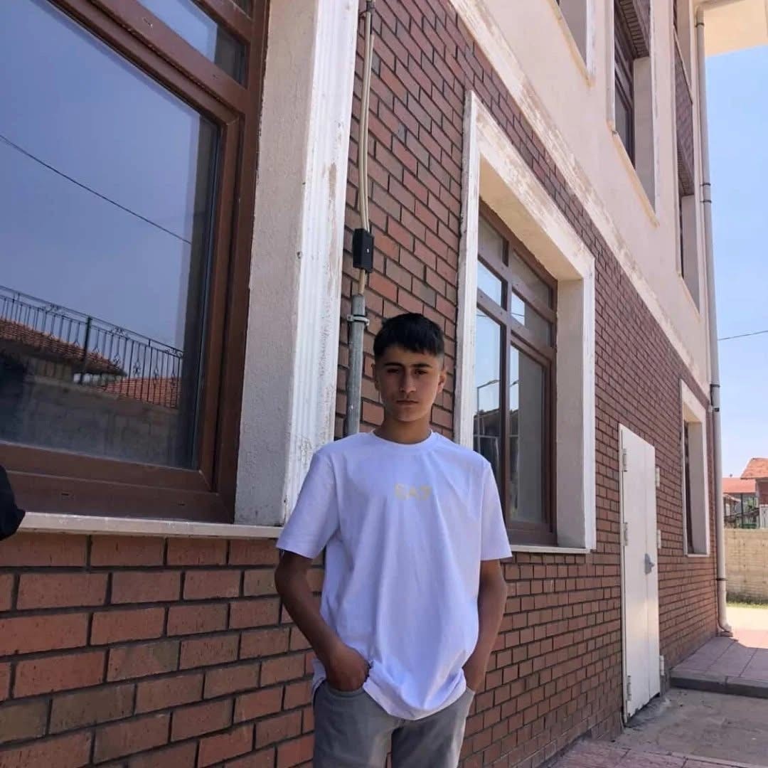 tokatta traktorden dusen genc tekerin altinda kalarak hayatini kaybetti 0 RjTBOKNE