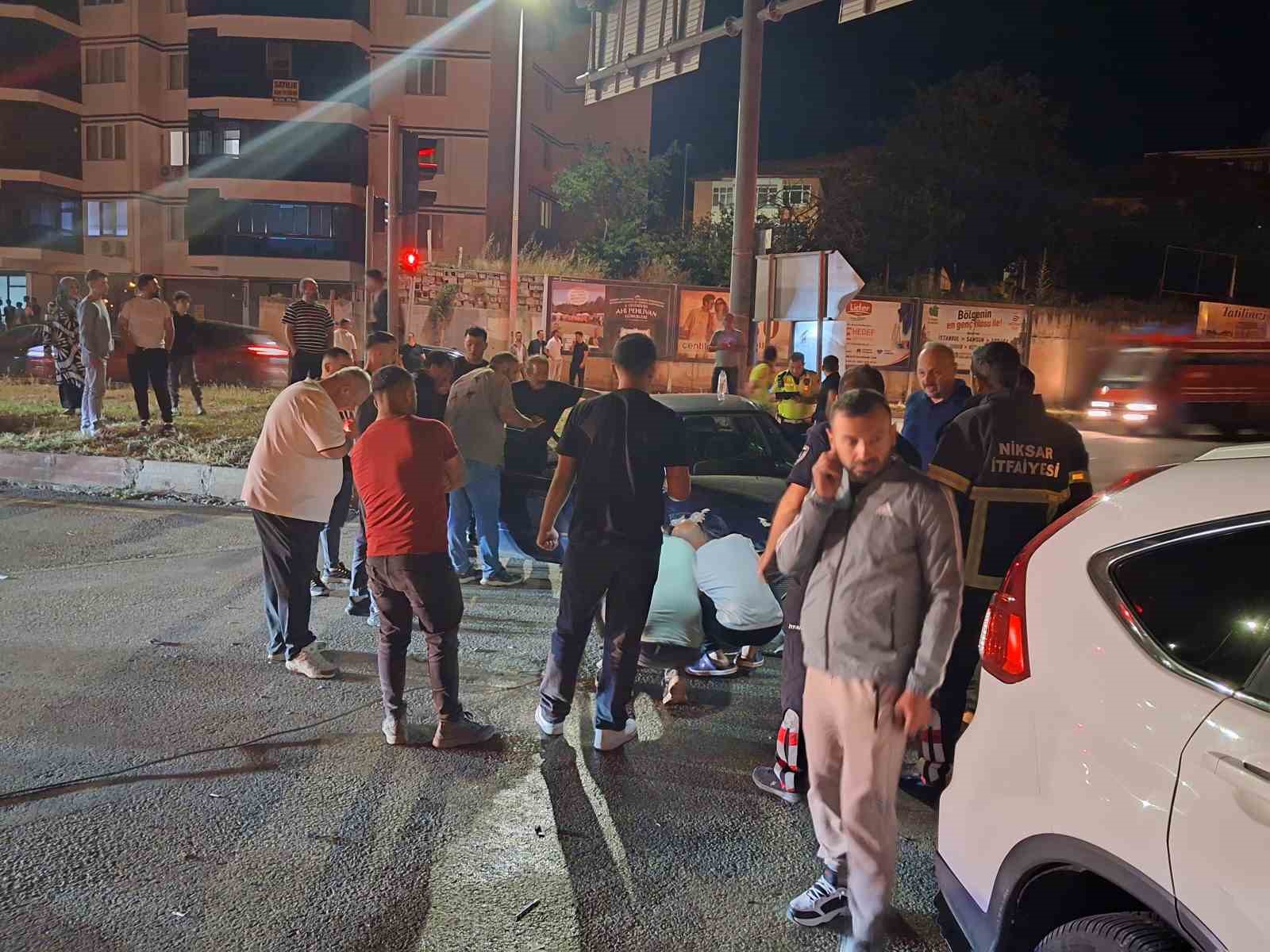 Tokat’ta zincirleme trafik kazası: 5 yaralı 7 tokatta zincirleme trafik kazasi 5 yarali 3 jULLqDVz
