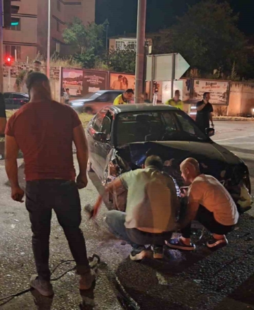 tokatta-zincirleme-trafik-kazasi-5-yarali-iVCNAzNE.jpg