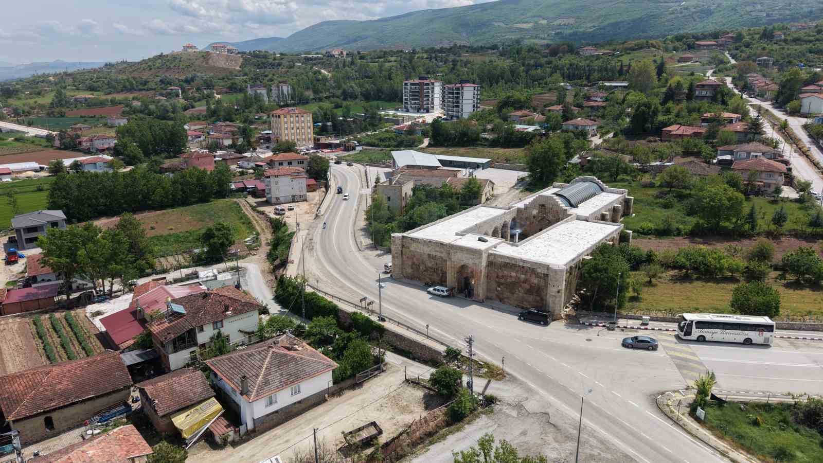 tokattaki 8 asirlik kervansaray gunumuzde restoran olarak hizmet veriyor 0 y2gO1RCy