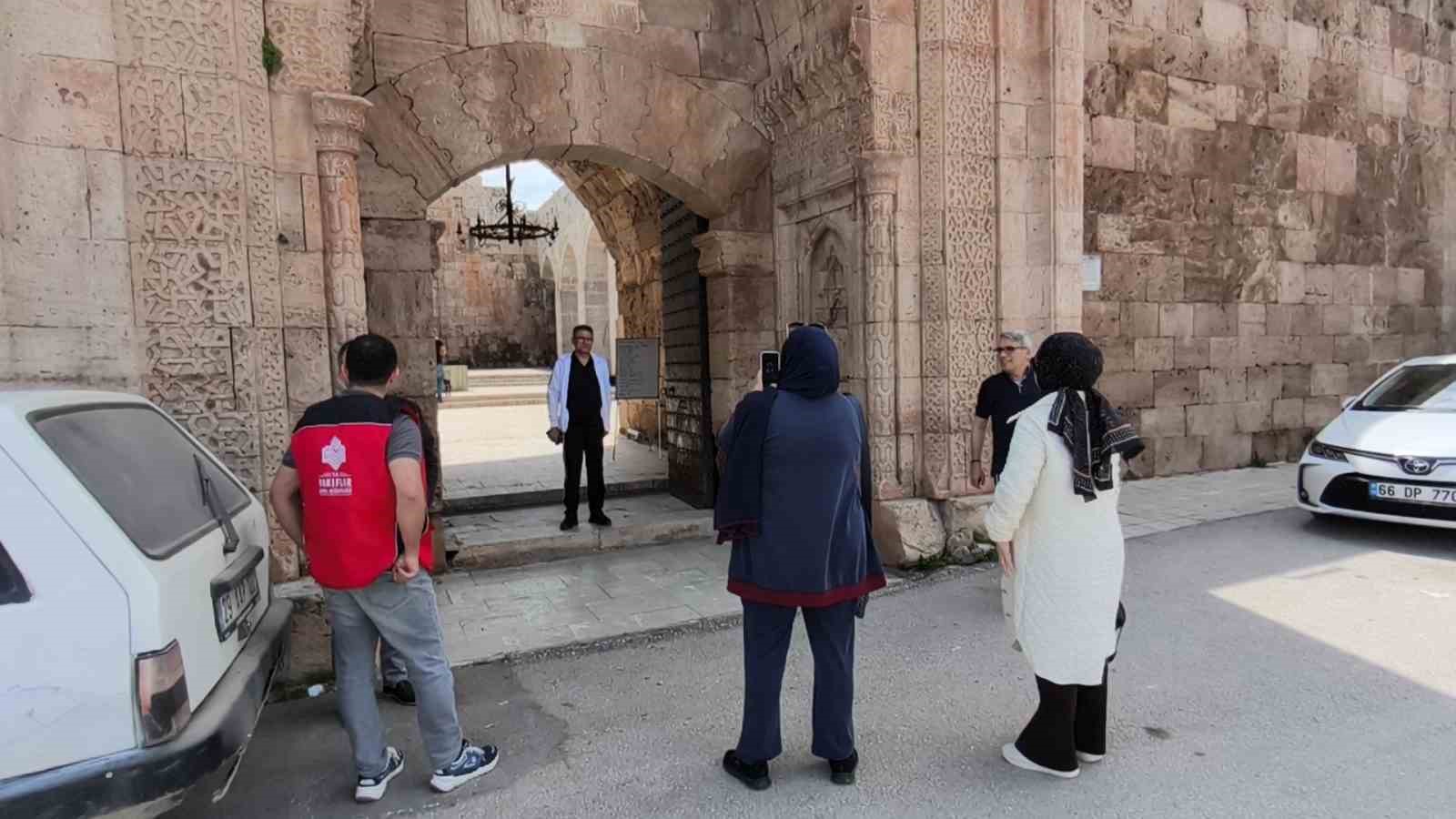 tokattaki 8 asirlik kervansaray gunumuzde restoran olarak hizmet veriyor 1 QmOBEiSC