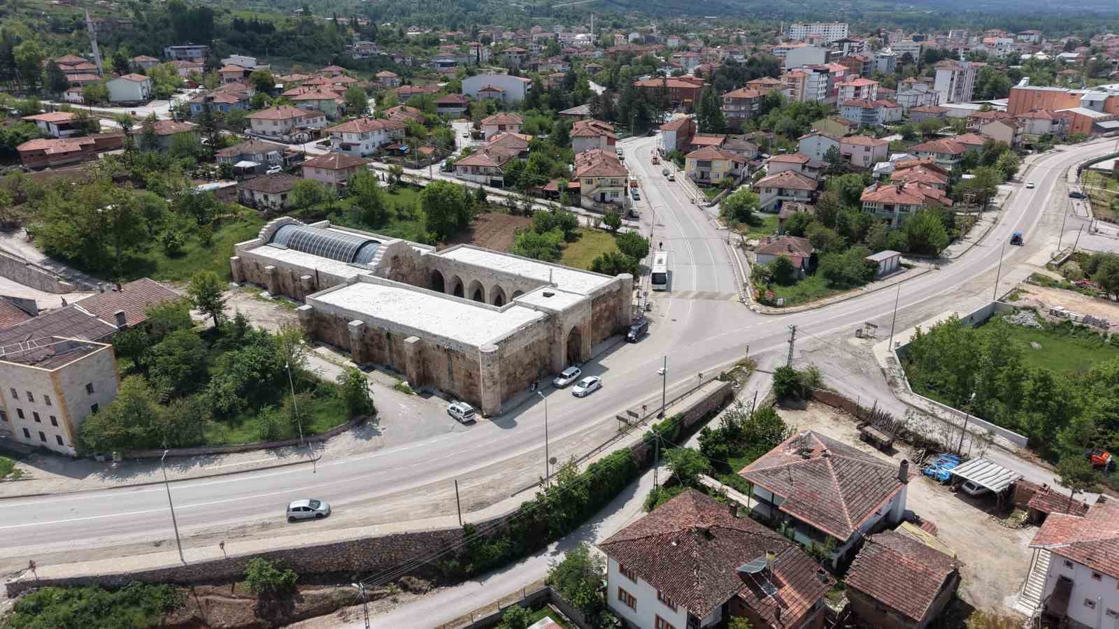 tokattaki 8 asirlik kervansaray gunumuzde restoran olarak hizmet veriyor 5 jDu1KBC6