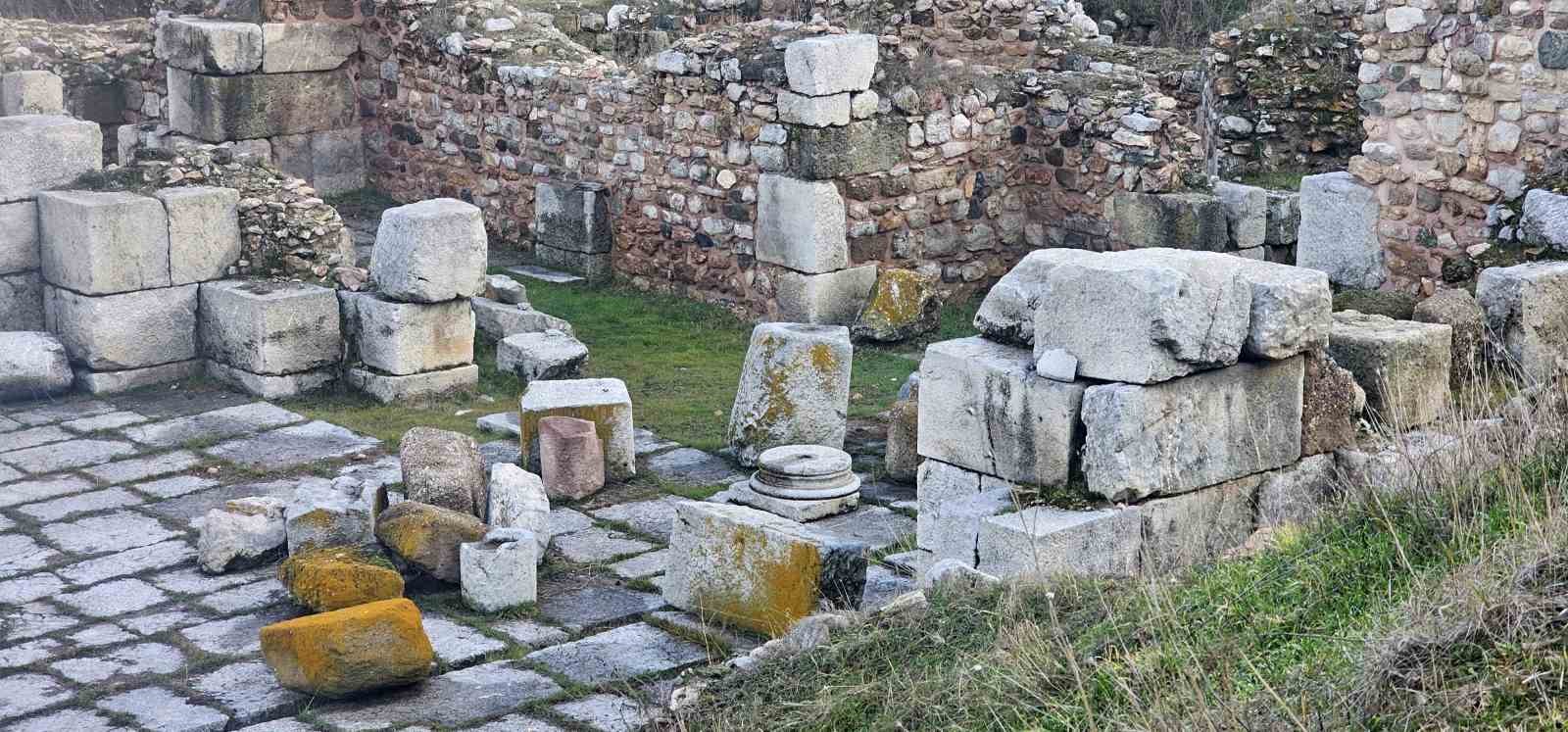 tokattaki termal suyun izleri 2 bin yillik roma hamamini isaret ediyor 1 rnSLeCua