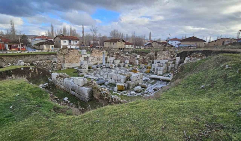tokattaki-termal-suyun-izleri-2-bin-yillik-roma-hamamini-isaret-ediyor-Yq8hKgig.jpg