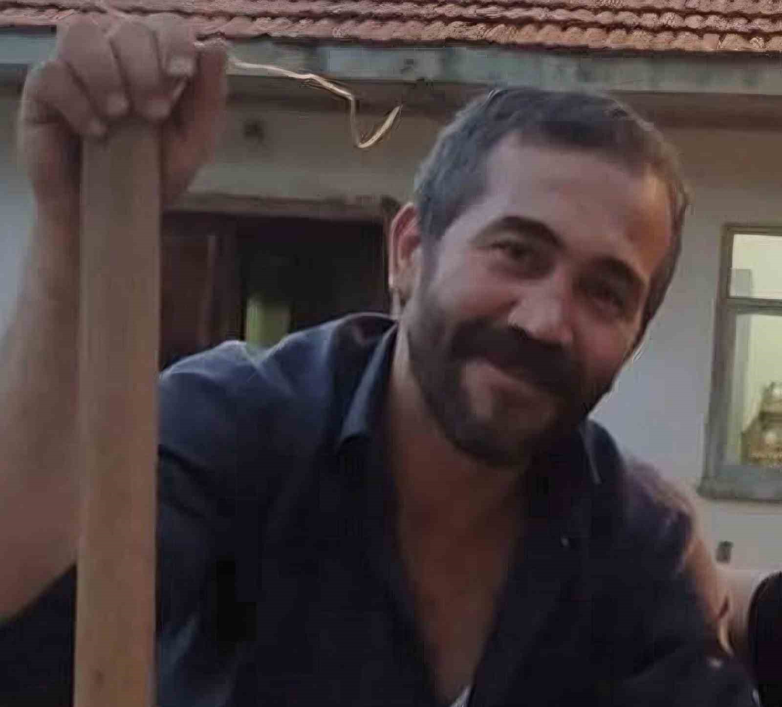 tomruk altinda kalan isci agir yaralandi 0 D1tTEb1H
