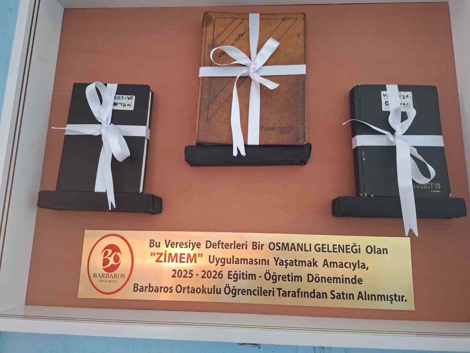 topladiklari para ile 3 bakkalin veresiye defterini satin alan ogretmen ve ogrenciler yurekleri isitti