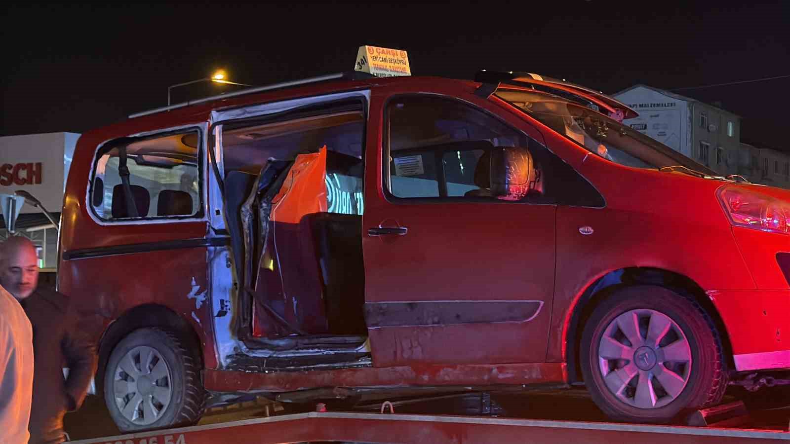 toplu tasima araci ile suv tarzi arac carpisti 5 yarali 5 filpAPKp
