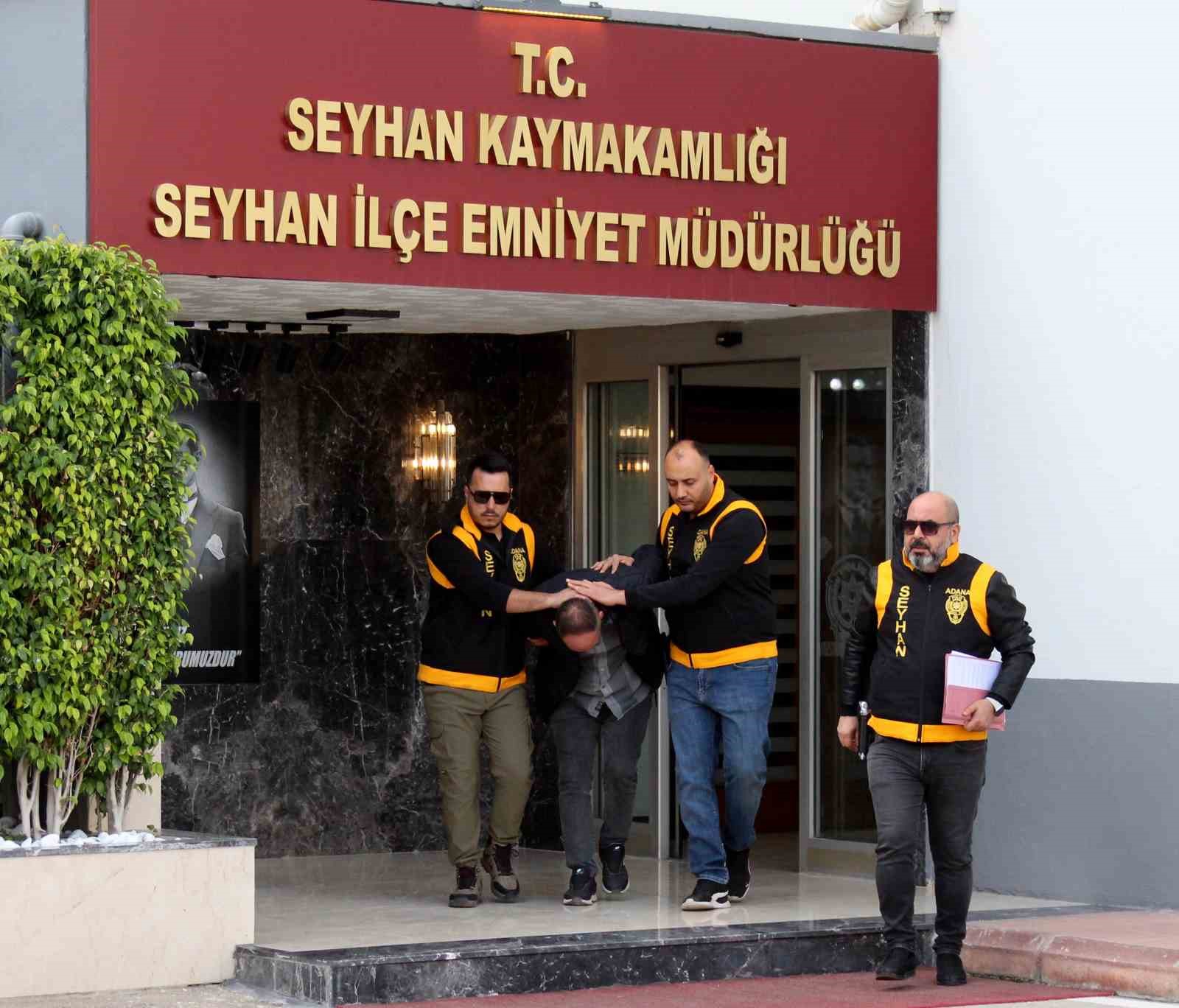 topraga gomulu kavanozlardan patlayicilar cikti supheli tutuklandi 0 aw3XIY7B