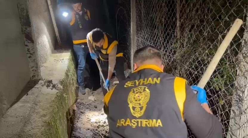 topraga gomulu kavanozlardan patlayicilar cikti supheli tutuklandi 3 KTySgyfN