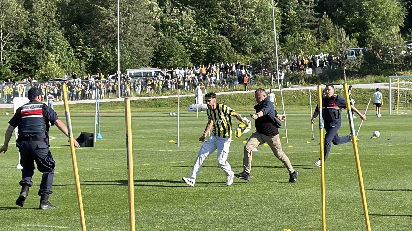 topuk yaylasinda sari lacivert cosku fenerbahceyi 20 bin taraftar yalniz birakmadi 12 szupYORJ
