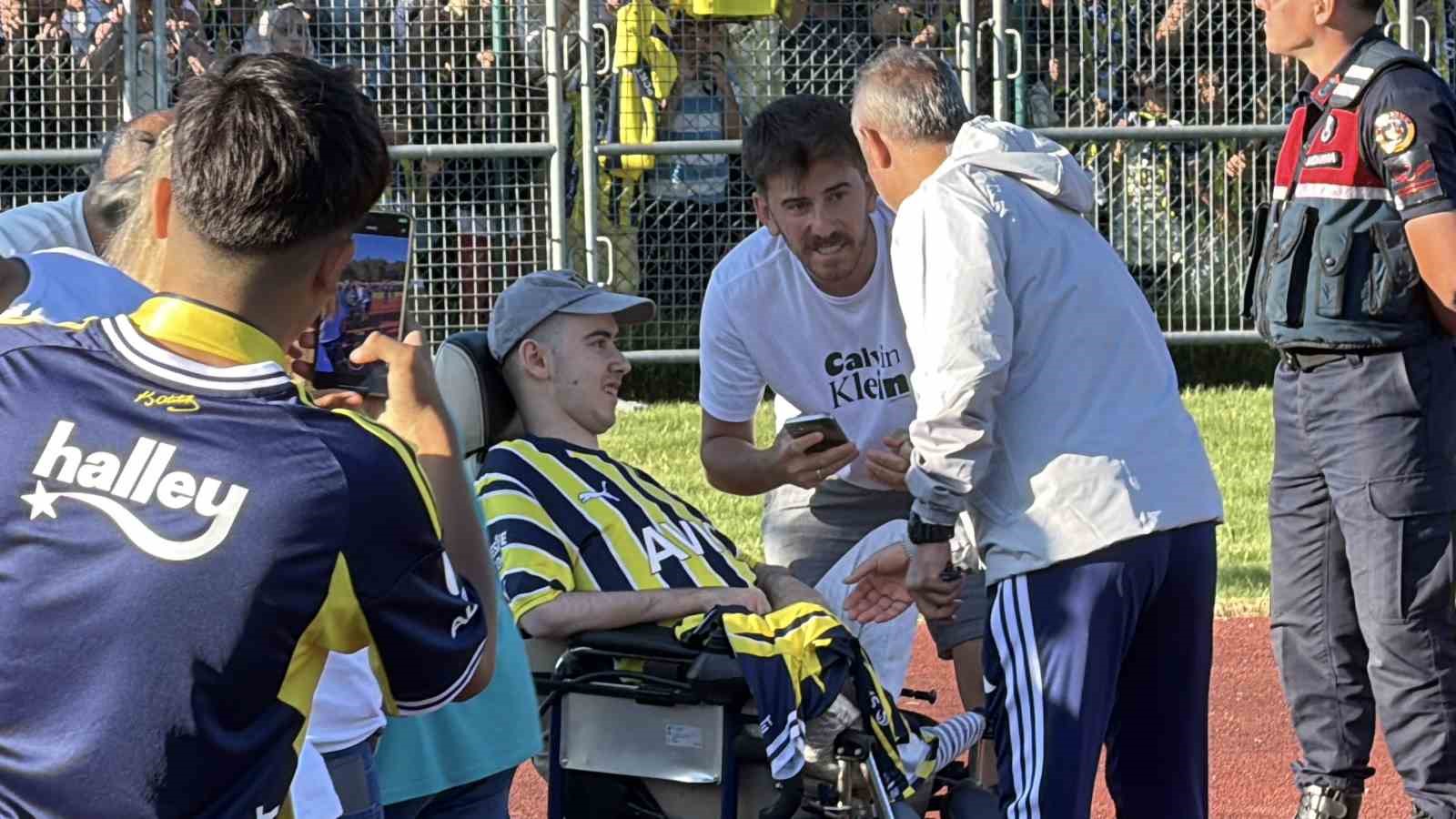 topuk yaylasinda sari lacivert cosku fenerbahceyi 20 bin taraftar yalniz birakmadi 19 Emce3UIz