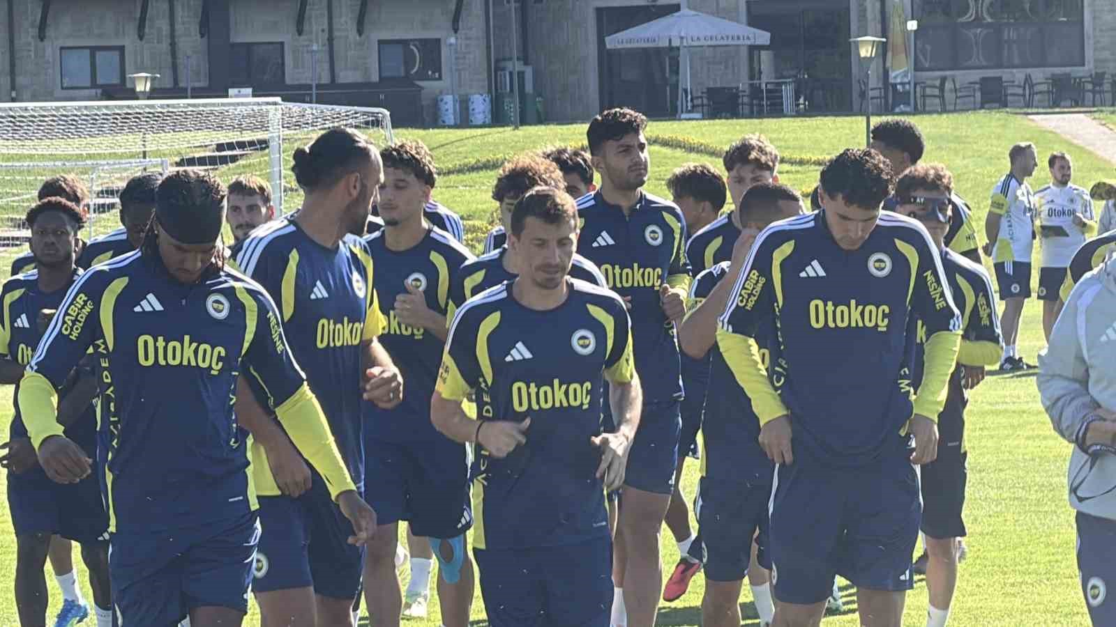 topuk yaylasinda sari lacivert cosku fenerbahceyi 20 bin taraftar yalniz birakmadi 3 a8r97ZRj
