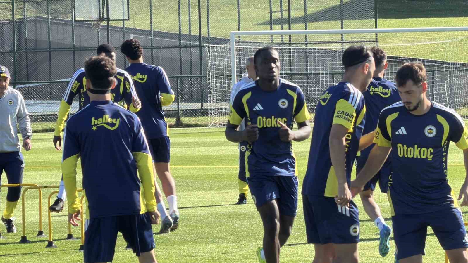 topuk yaylasinda sari lacivert cosku fenerbahceyi 20 bin taraftar yalniz birakmadi 8 Wl5w6QRG