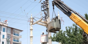toroslar-edas-gaziantepte-rekor-sicaklara-karsi-sebekeyi-guclendiriyor-gkPt8zwf.jpg