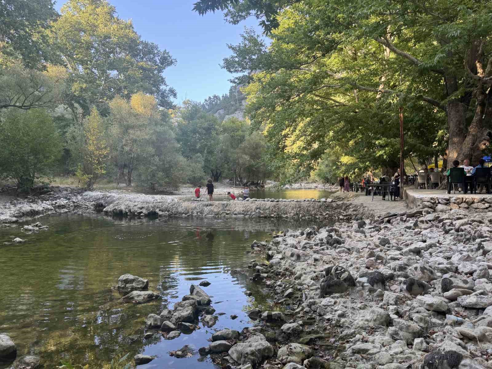 toroslarda yagis bereketi kuruyan uzumdere irmagini yeniden canlandirdi selaleler costu 9 pRlcM1aX