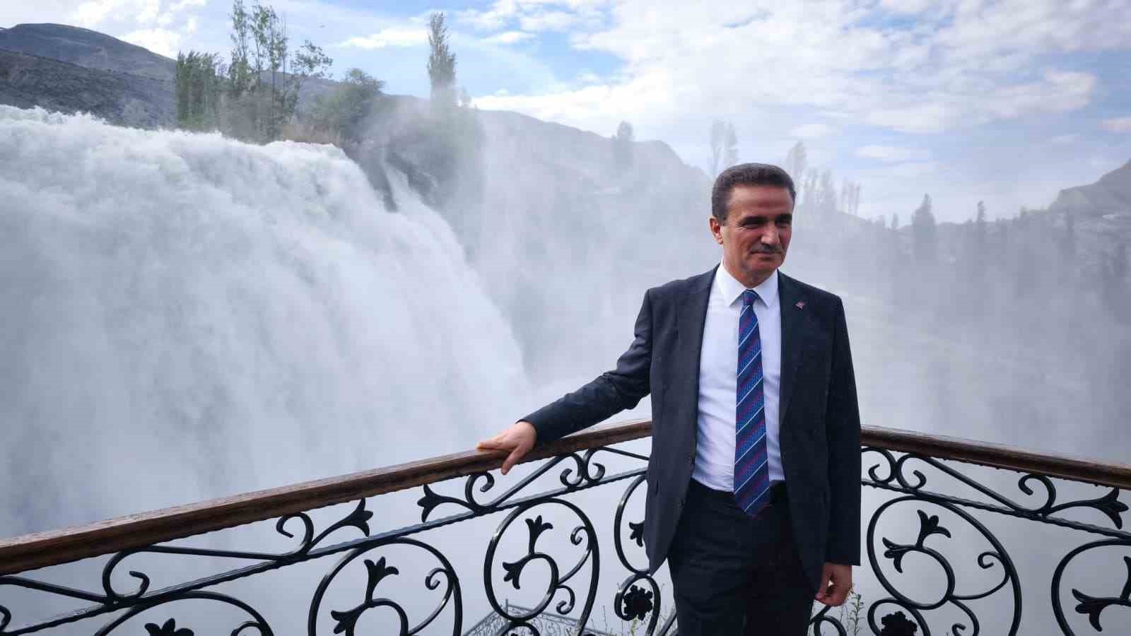 tortum selalesi costu vali barus hayran kaldi 4 6SlESucy