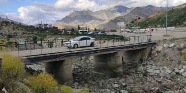 tortum-selalesi-girisindeki-kopru-tehlike-saciyor-Ua6JQ4wT.jpg