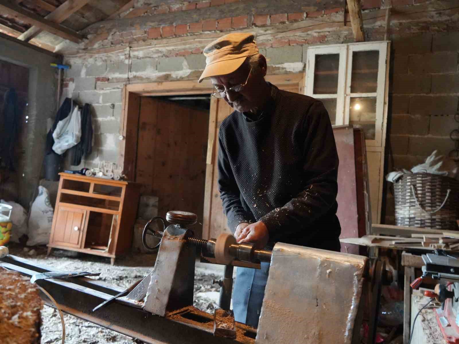 Torununa yaptığı ahşap oyuncak büyüklerin gözdesi oldu, şimdi taleplere yetişemiyor 9 torununa yaptigi ahsap oyuncak buyuklerin gozdesi oldu simdi taleplere yetisemiyor 5 8imvTwcc