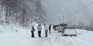 trabzon-bayburt-karayolu-tilkibeli-mevkiinde-cig-nb7zWflx.jpg