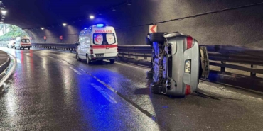 trabzon-comlekci-tunelinde-kaza-2-yarali-hYtaB6XH.jpg