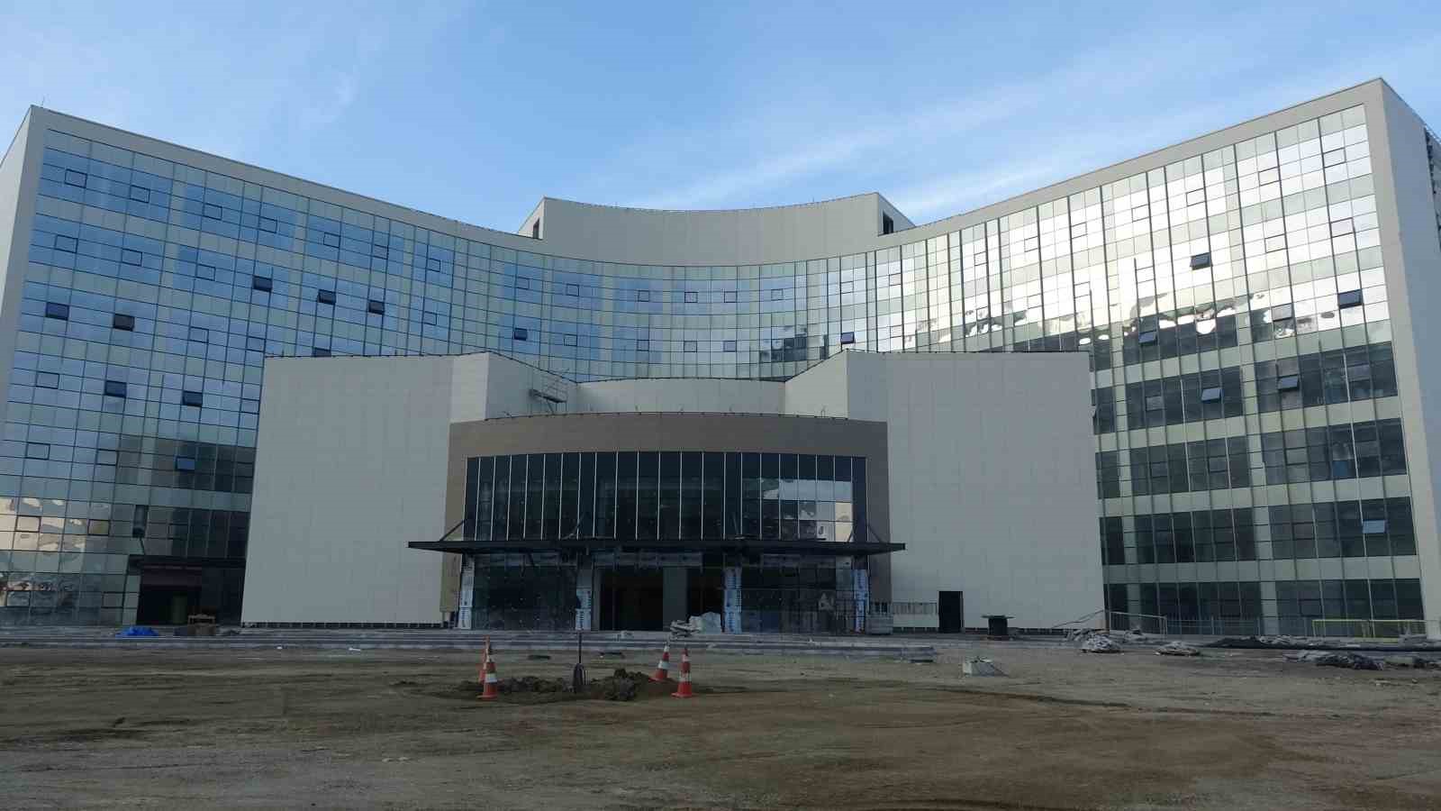 trabzon sehir hastanesi insaatinin yuzde 90i tamamlandi 0 MjT7MAnF