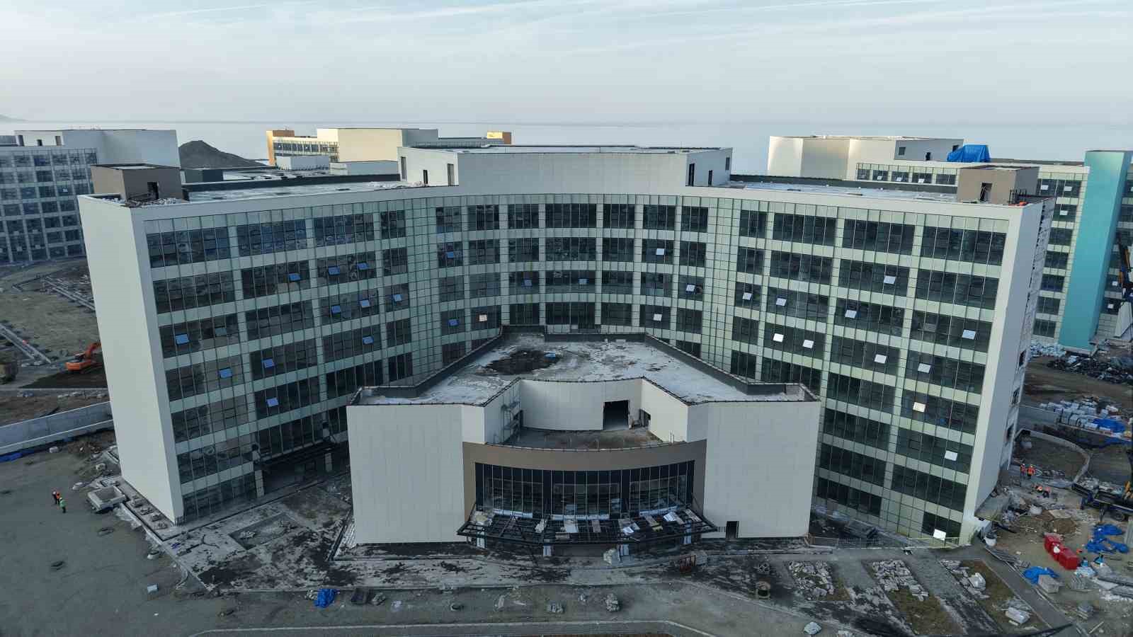 trabzon sehir hastanesi insaatinin yuzde 90i tamamlandi 7 gVFn4G3Q