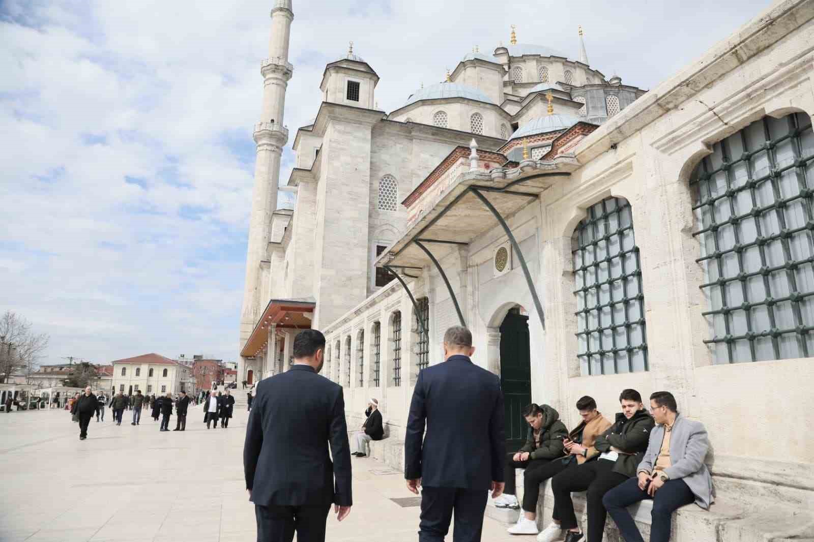 trabzon valisi tahir sahinden kagithaneye ziyaret 5 U8s1ELXP