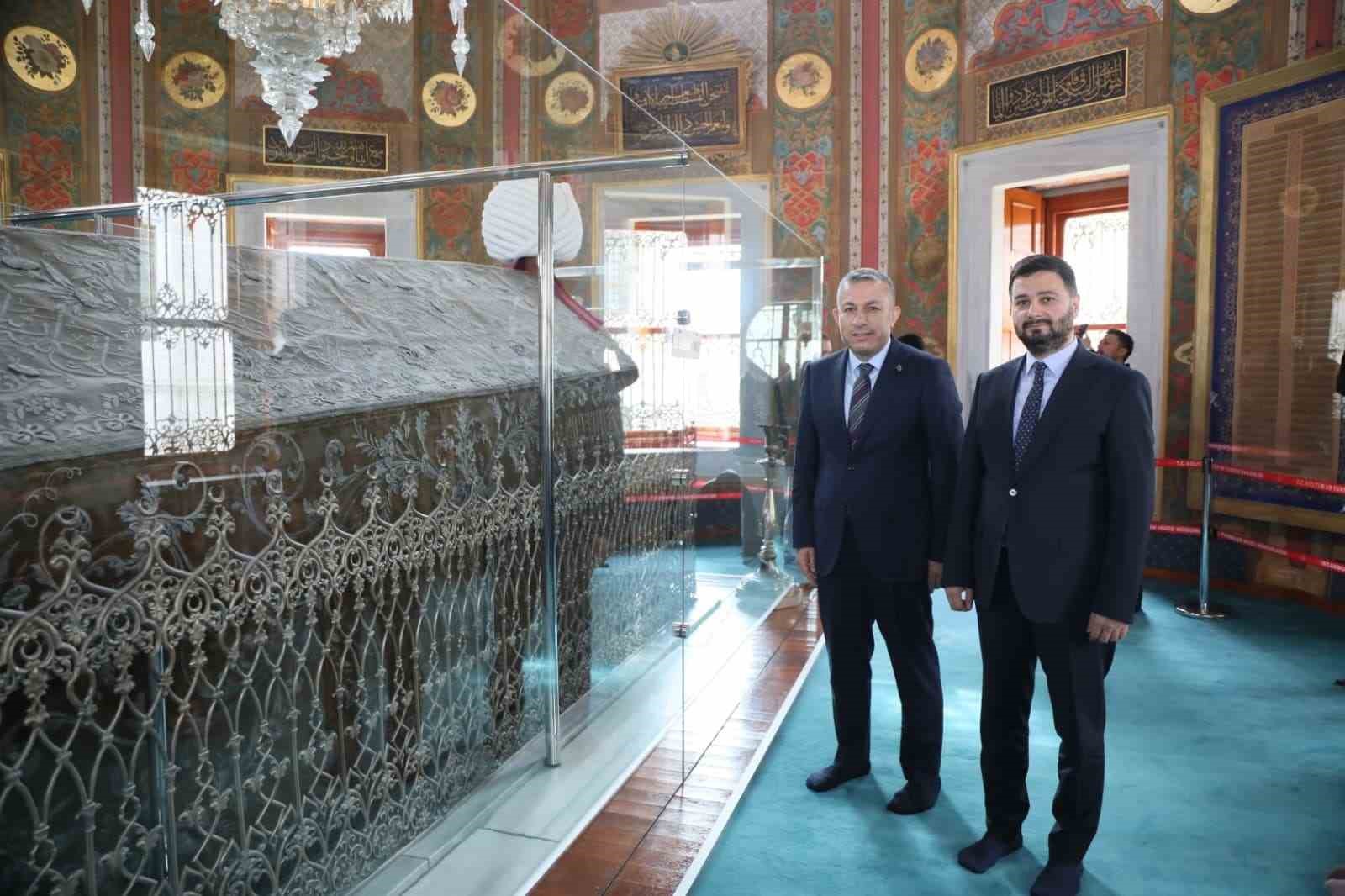 trabzon valisi tahir sahinden kagithaneye ziyaret 6 Mzm3HVij