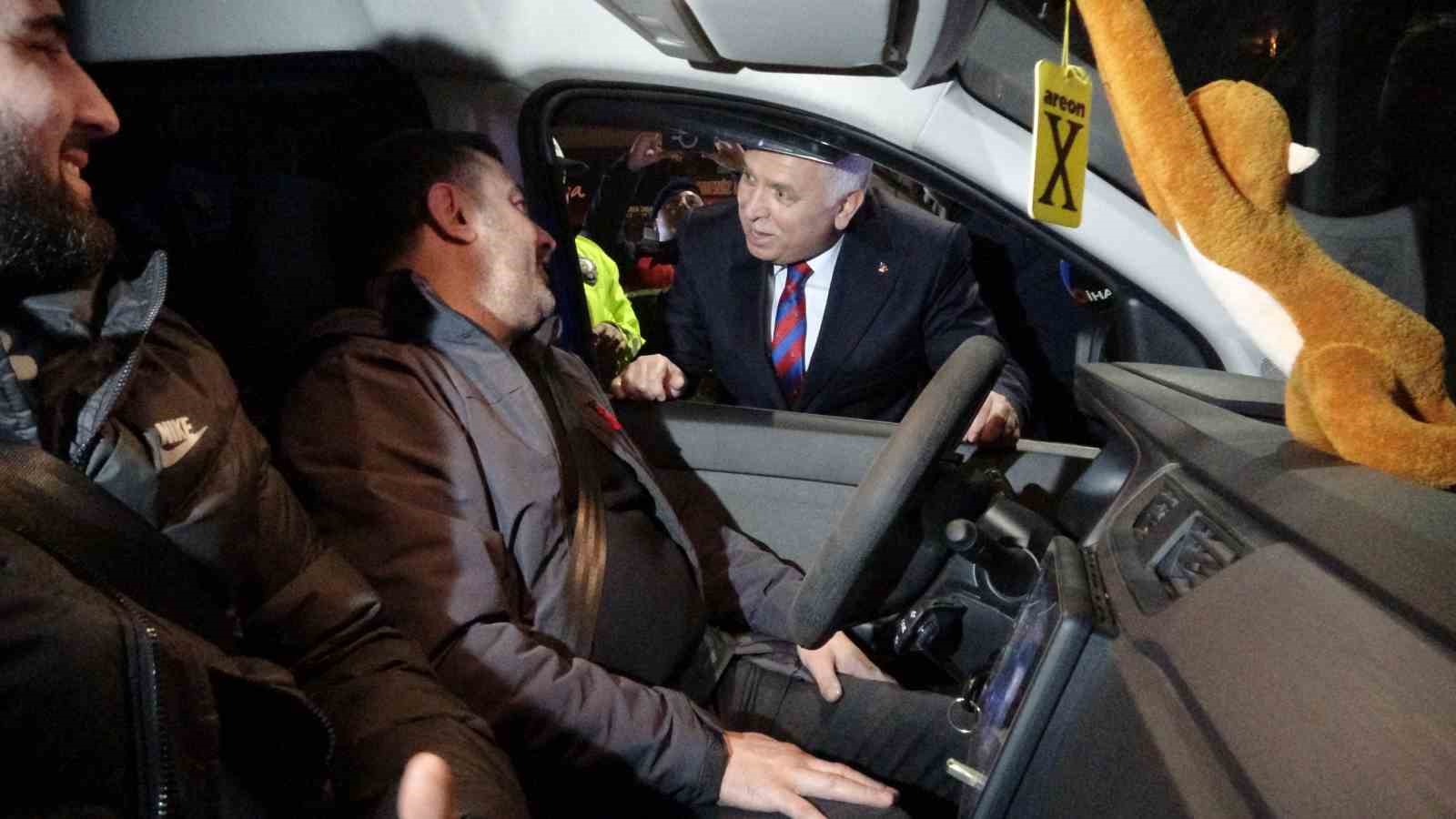 trabzon valisi yildirim 2026 yilinin 2025 yilindan daha iyi gecmesini temenni ediyorum 2 eiGTETGn