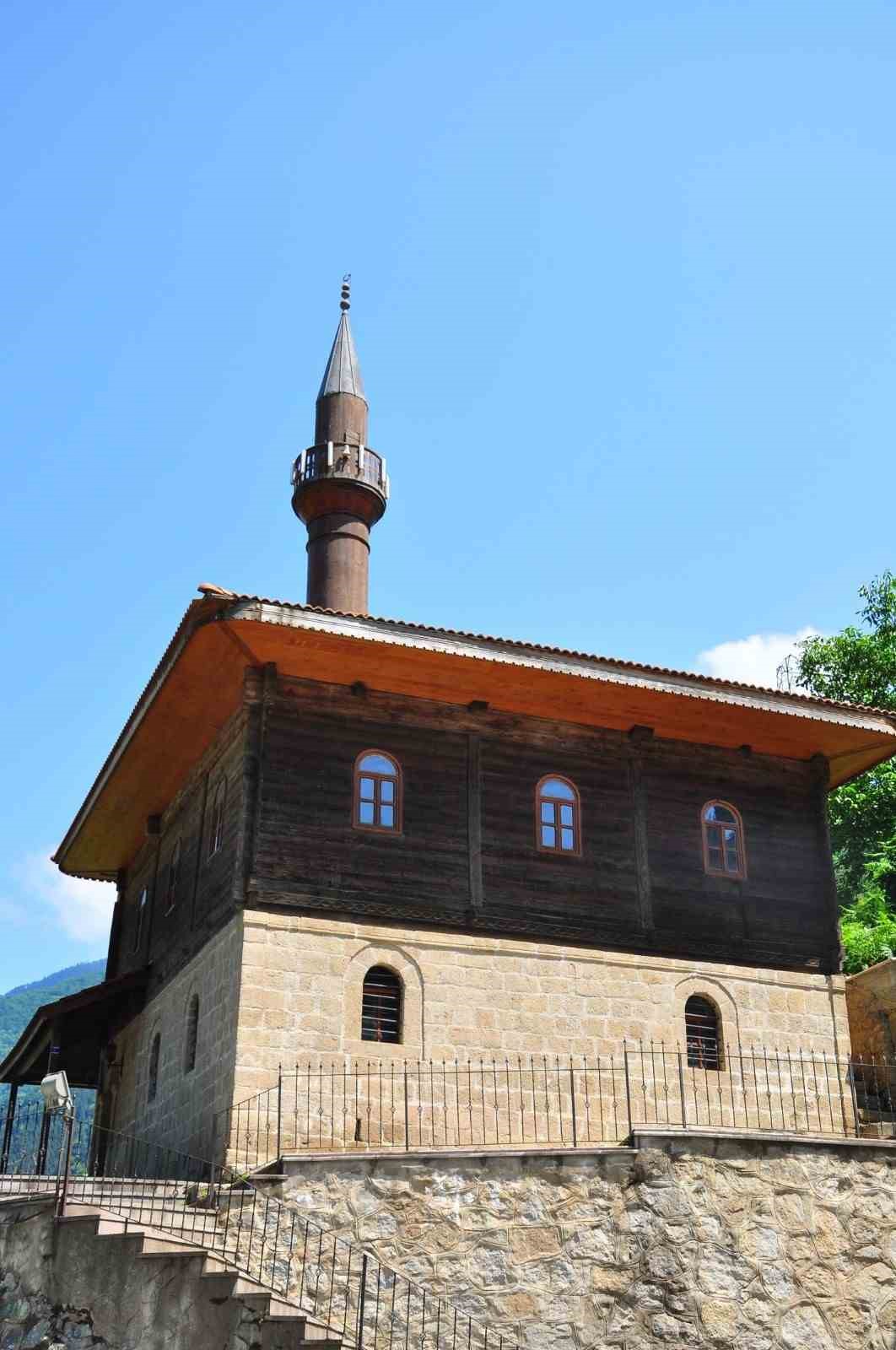 Trabzon’da 210 tescilli cami kültürel mirası yaşatıyor 9 trabzonda 210 tescilli cami kulturel mirasi yasatiyor 5 NsS8yDpz