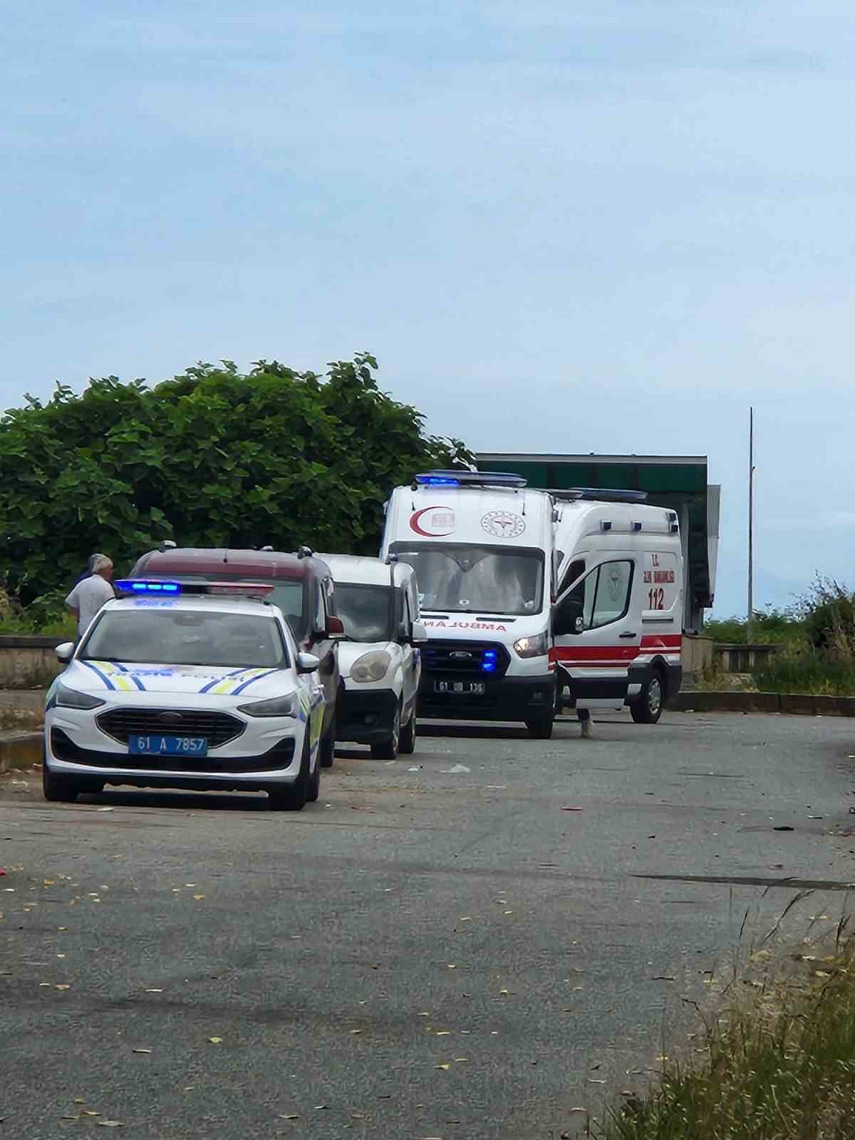 Trabzon’da baba ile oğlu boğulmaktan son anda kurtarıldı 6 trabzonda baba ile oglu bogulmaktan son anda kurtarildi 2 I7nFlzsX
