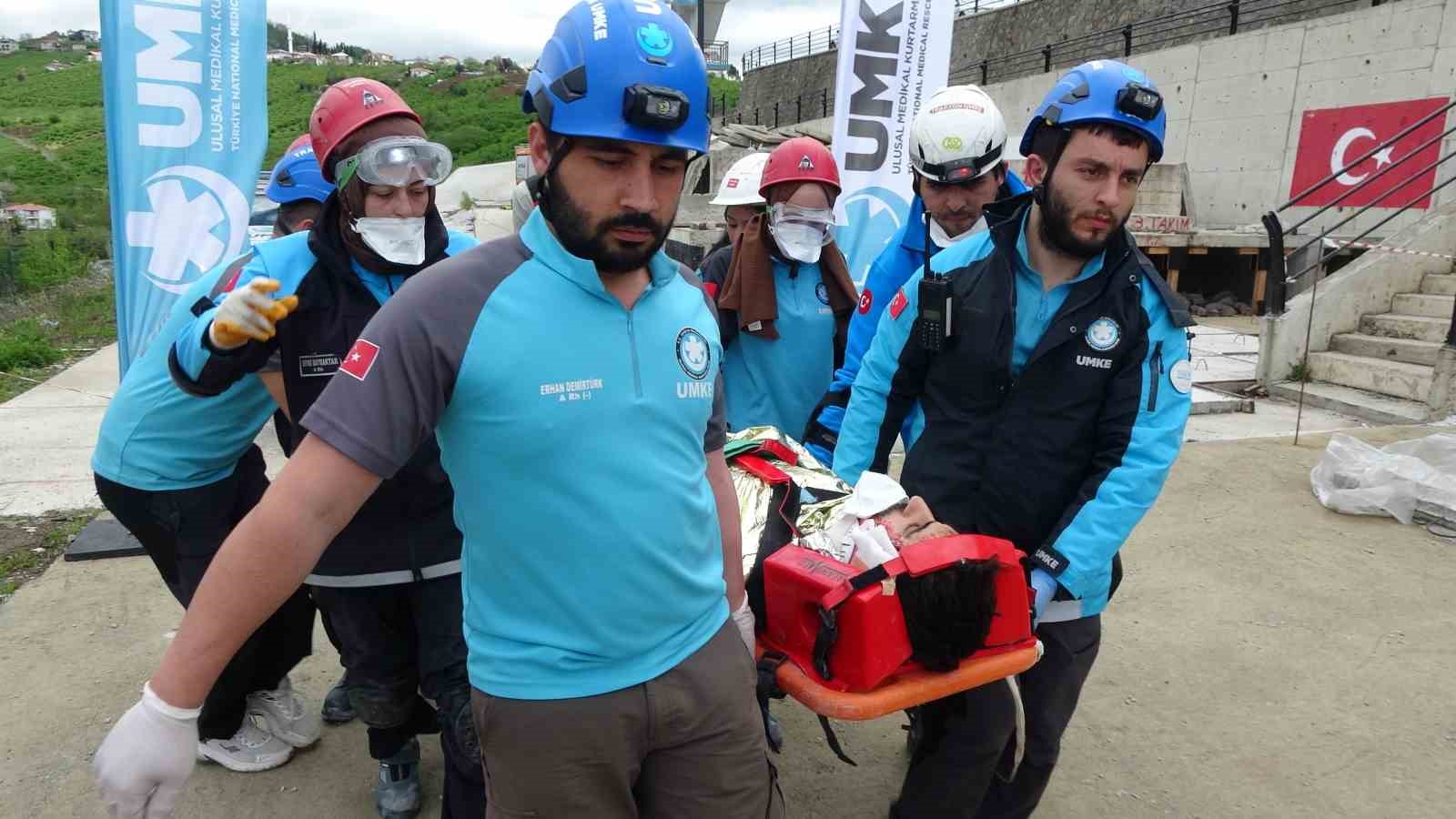 trabzonda gercegi aratmayan deprem tatbikati 0 recNpp21