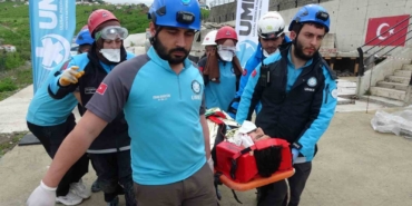 trabzonda-gercegi-aratmayan-deprem-tatbikati-duv6Y9nV.jpg