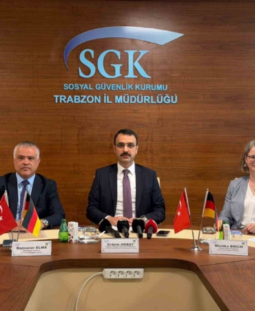 trabzonda-gurbetcilere-emeklilik-danismanligi-Cp2UThxw.jpg