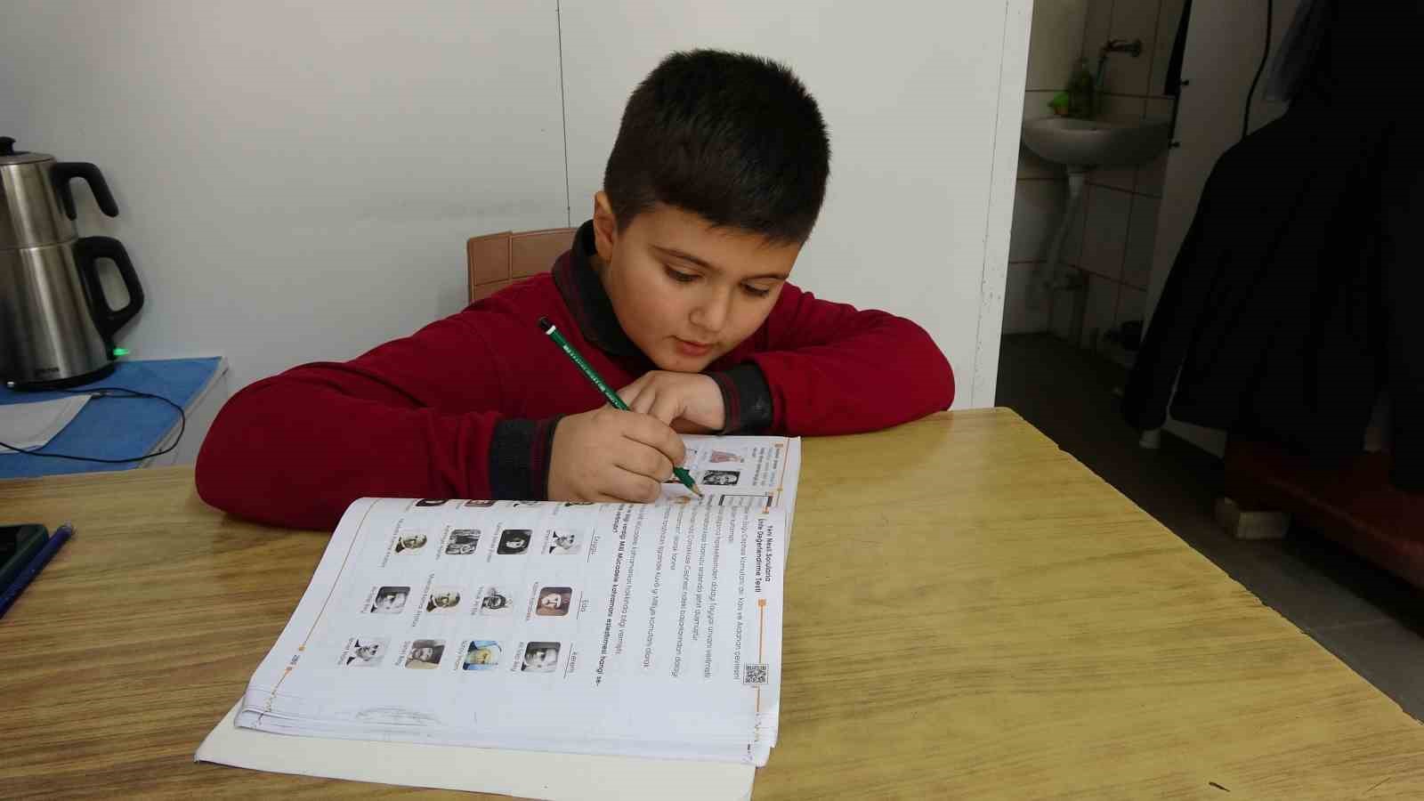 trabzonda junior kasap ilgi odagi oldu 5 UcJ6mmcl