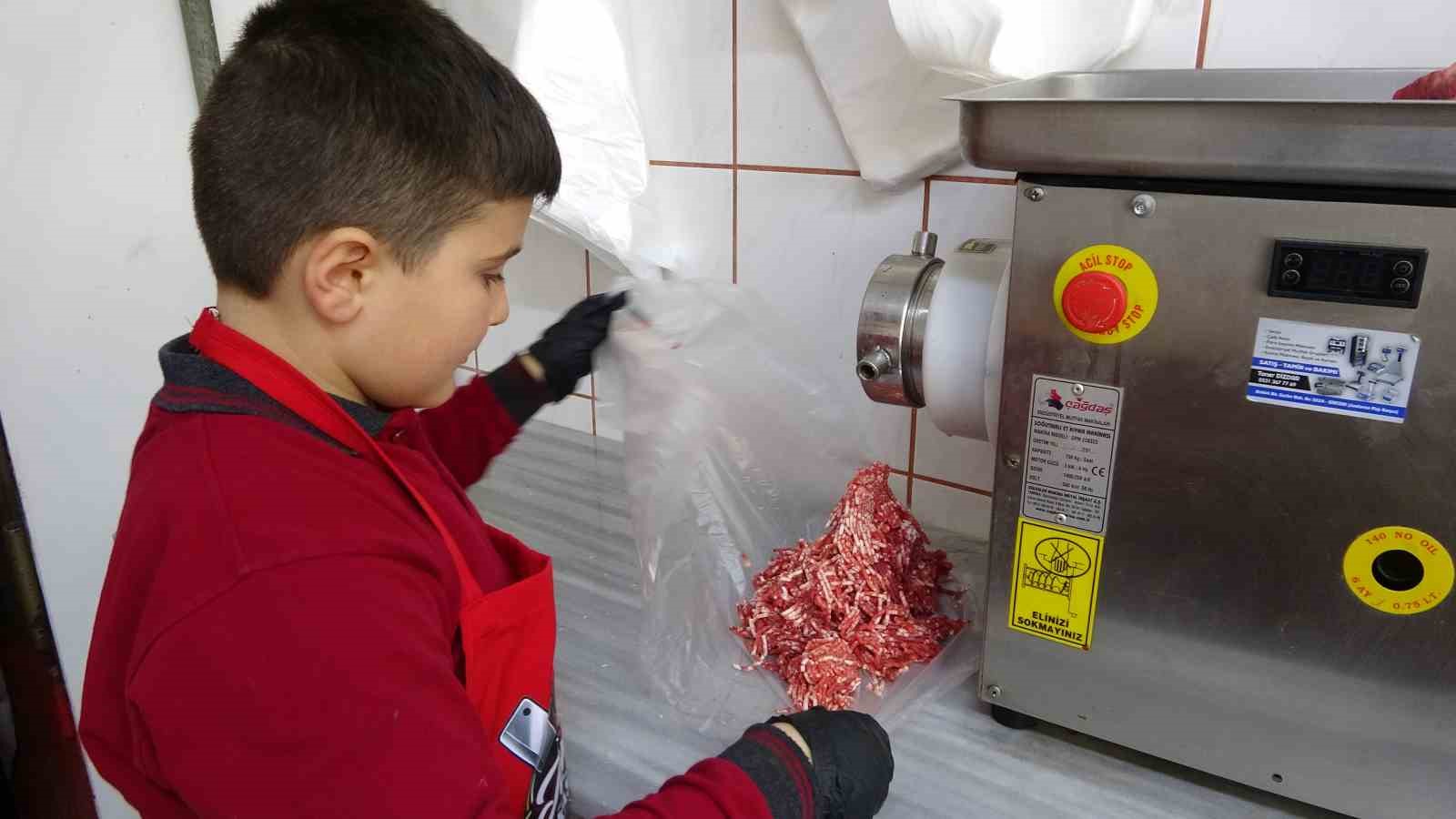 trabzonda junior kasap ilgi odagi oldu 6 nC4VpeDS