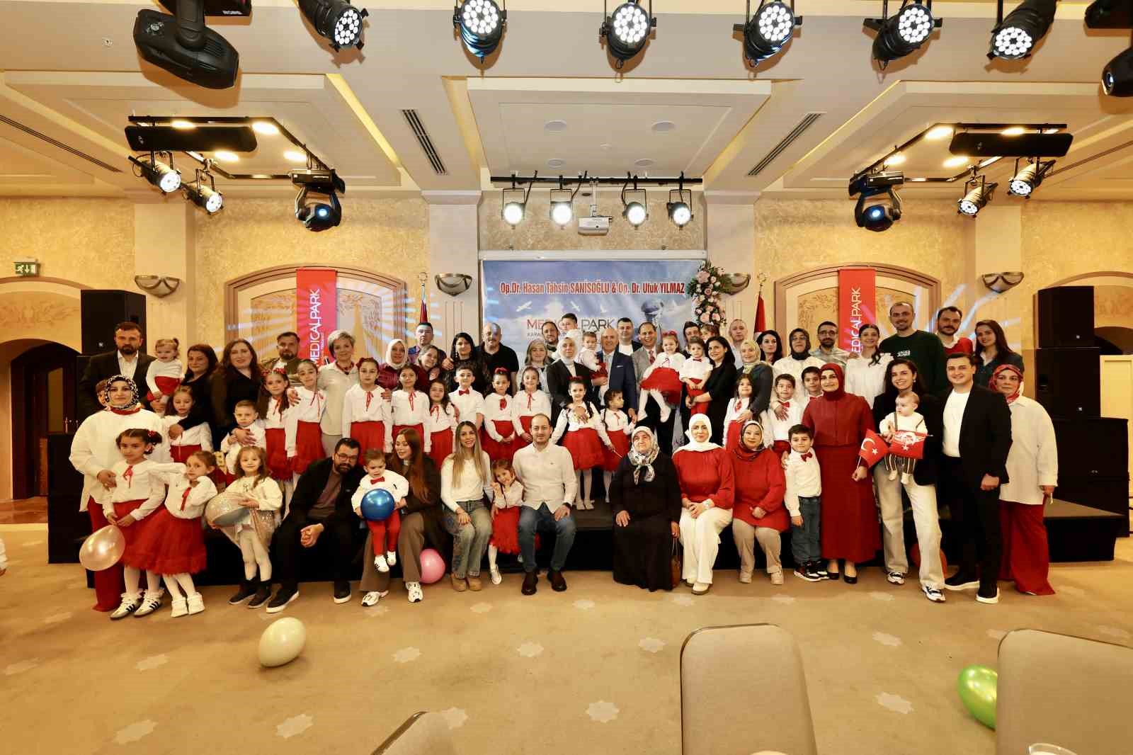 Trabzon’da minik yüreklerin sesi: Medical Park Karadeniz Hastanesi’nden unutulmaz 23 Nisan kutlaması 7 trabzonda minik yureklerin sesi medical park karadeniz hastanesinden unutulmaz 23 nisan kutlamasi 3
