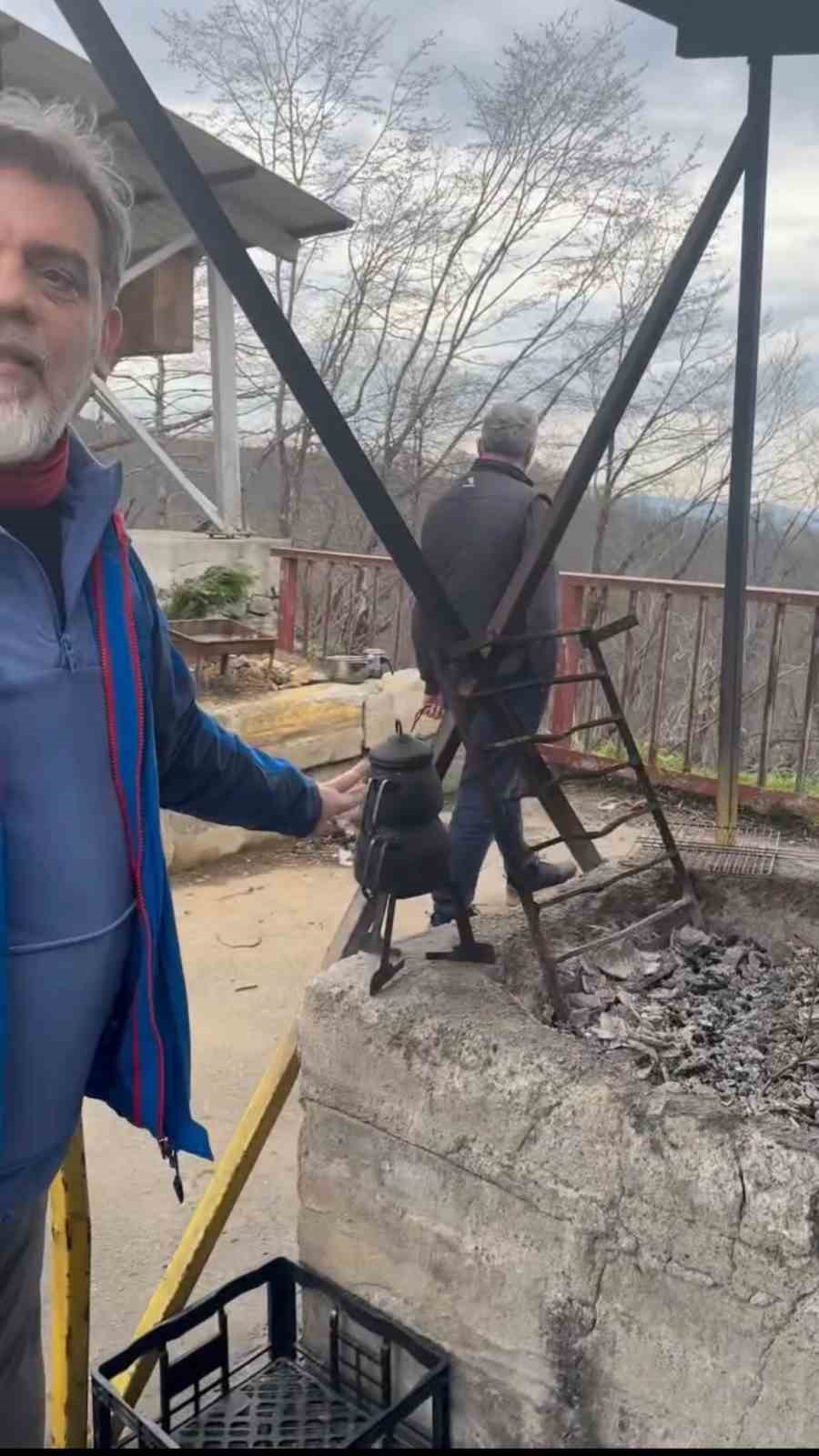 trabzonda yayla yolunda sasirtan goruntu 1 JHWJCChC