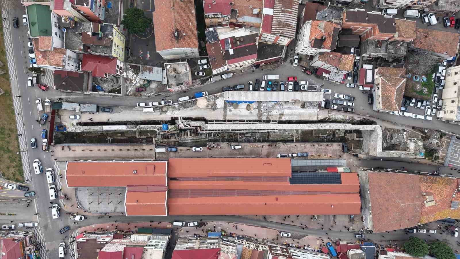 trabzonda zeminin 8 metre altindan dere limani cikti 21 TZpjY4v8