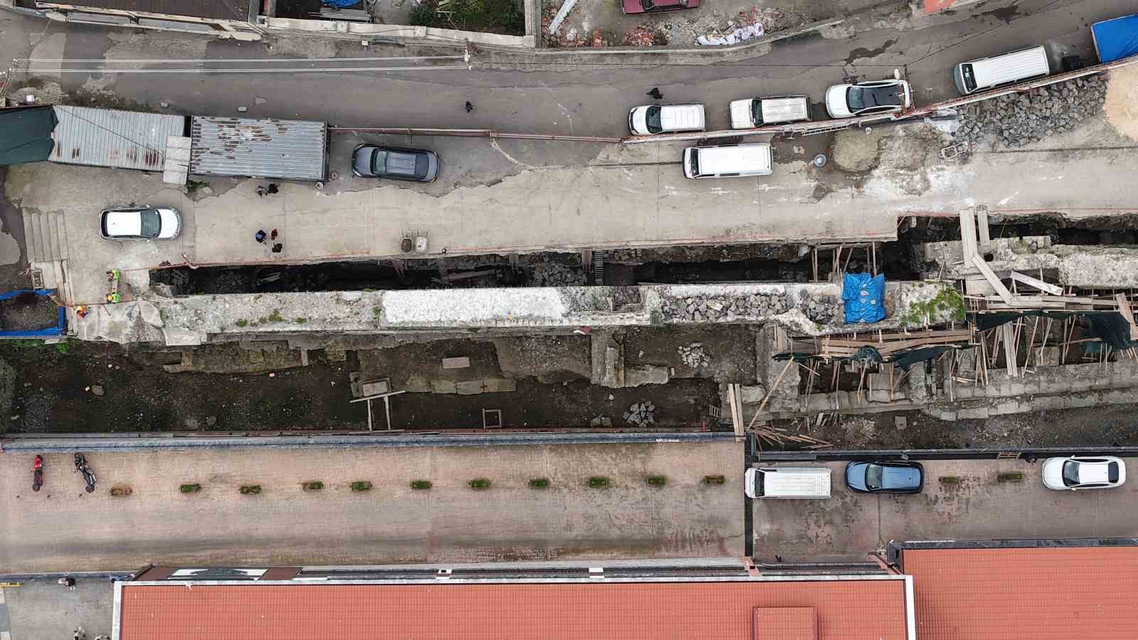 trabzonda zeminin 8 metre altindan dere limani cikti 22