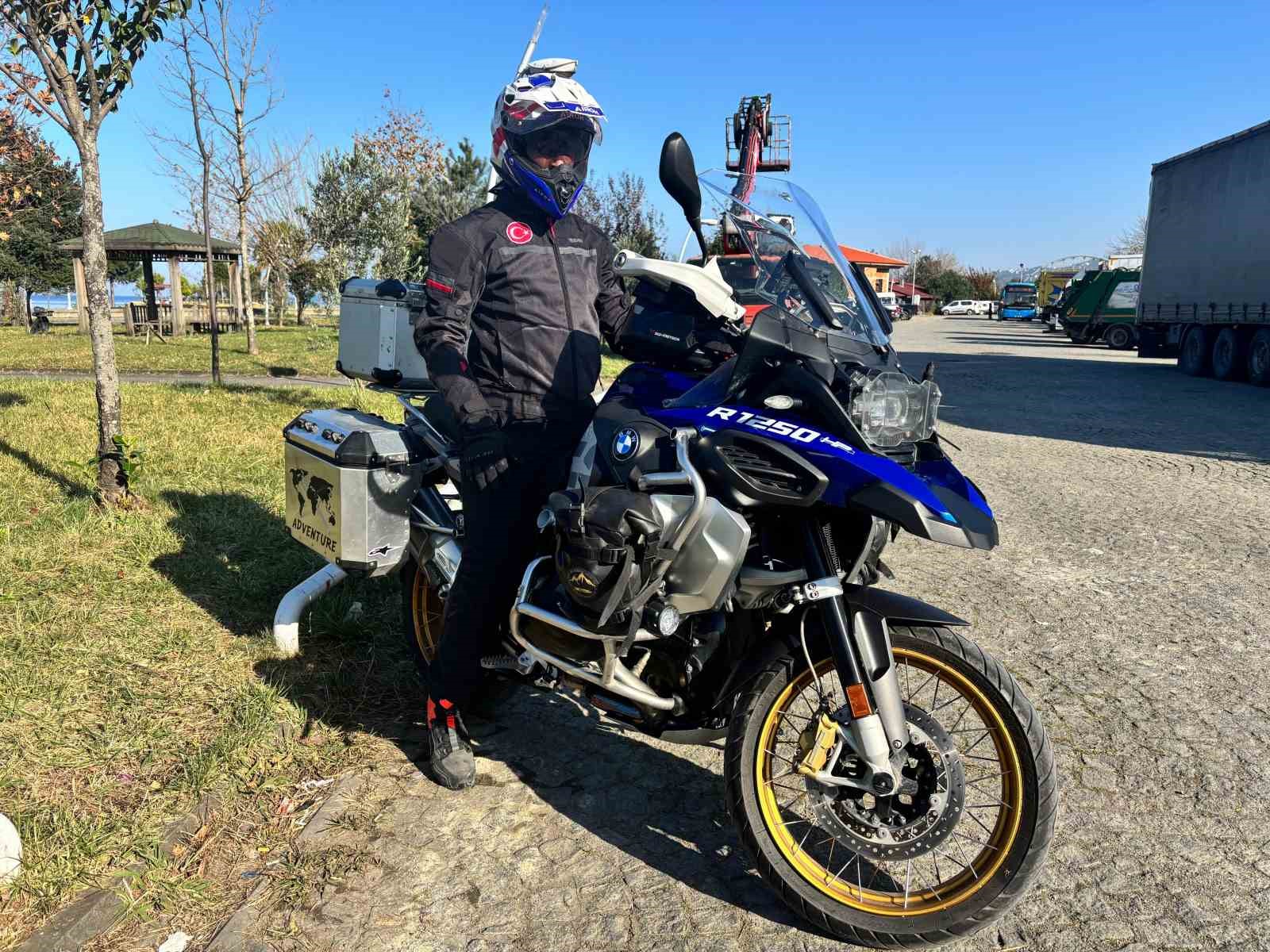 trabzonlu iki arkadasin iki teker uzerinde umre seruveni 1 XLEYiSAH