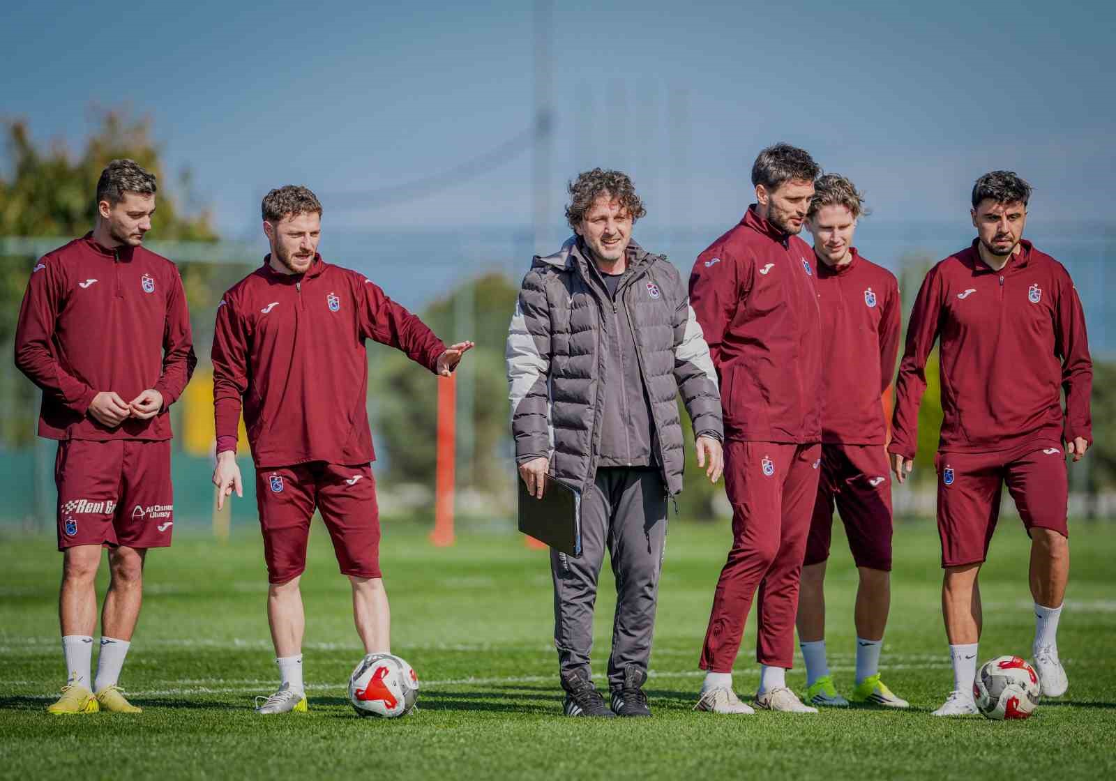 Trabzonspor, Başakşehir maçı hazırlıklarını sürdürdü 4 trabzonspor basaksehir maci hazirliklarini surdurdu 0 wsgVajy5